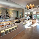Miramar Hotel 4*