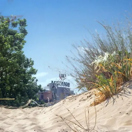 מלון Miramar